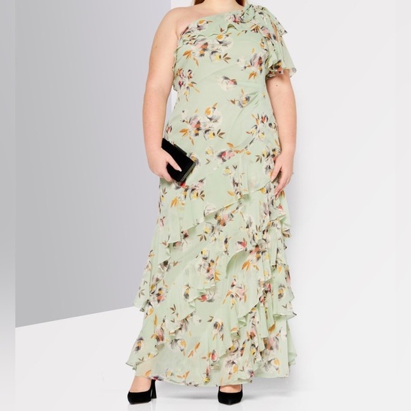 Ralph Lauren Dresses & Skirts - LAUREN RALPH LAUREN Floral Crinkled Georgette Gown sz 18